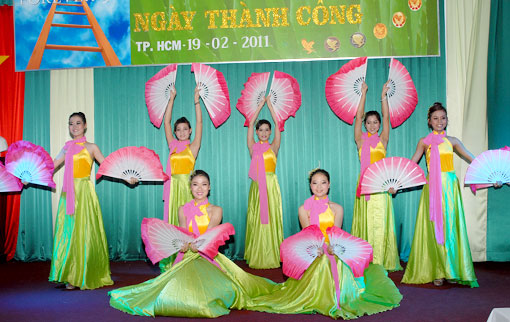 NGÀY THÀNH CÔNG THÁNG 2